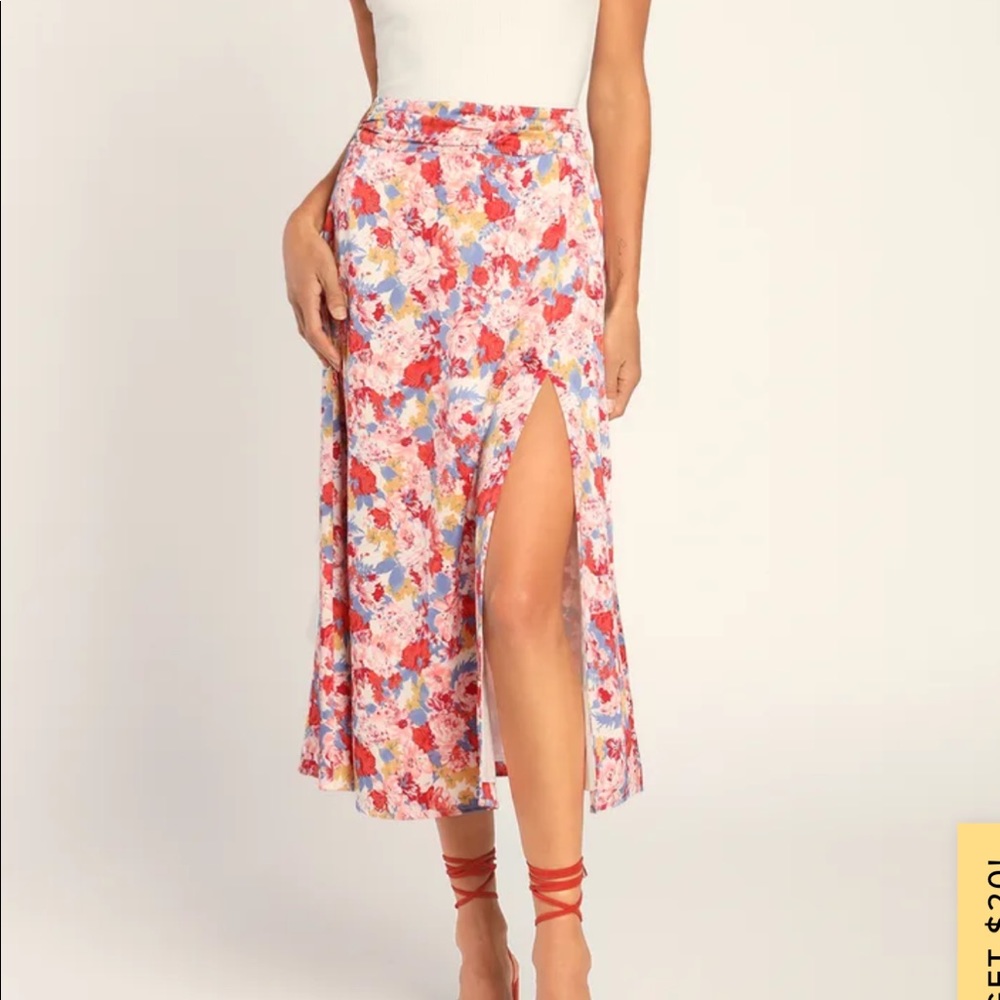 Lulus - In Bloom Pink Multi Floral Print Midi Skirt With Slit